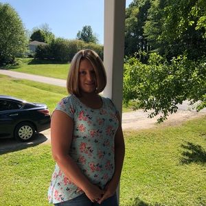 Meet your Posher, Roxanna